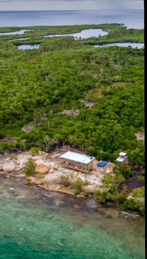Hostel Villa Luz Beach Tintipan Island ภายนอก รูปภาพ