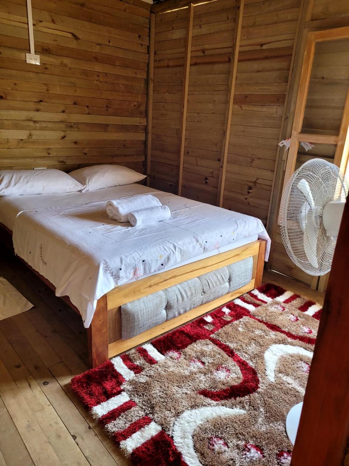 Hostel Villa Luz Beach Tintipan Island ภายนอก รูปภาพ